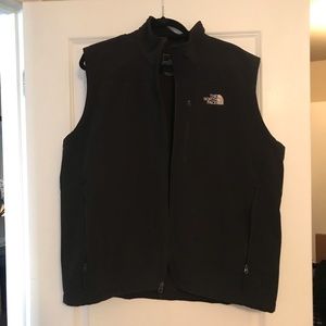 Men’s Northface Vest